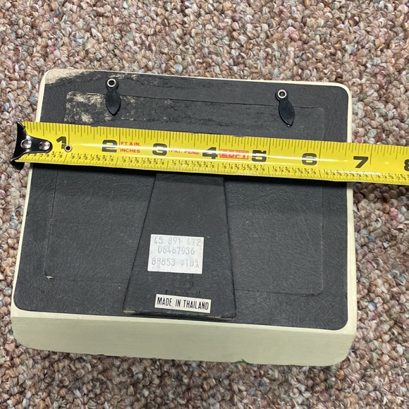 Vtg 3D Easter Rabbit, Bear, squirrel & skunk Story Book frame- 4x3 - Picture 4 of 6